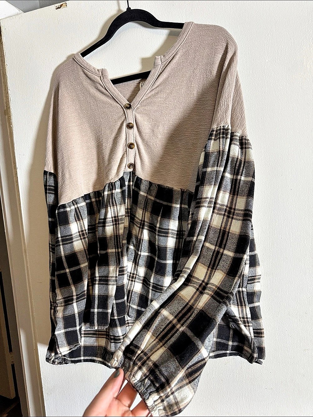 Grace & Emma Plaid Button Front Blouse in Gray & Black Size 2X - Picture 2 of 5